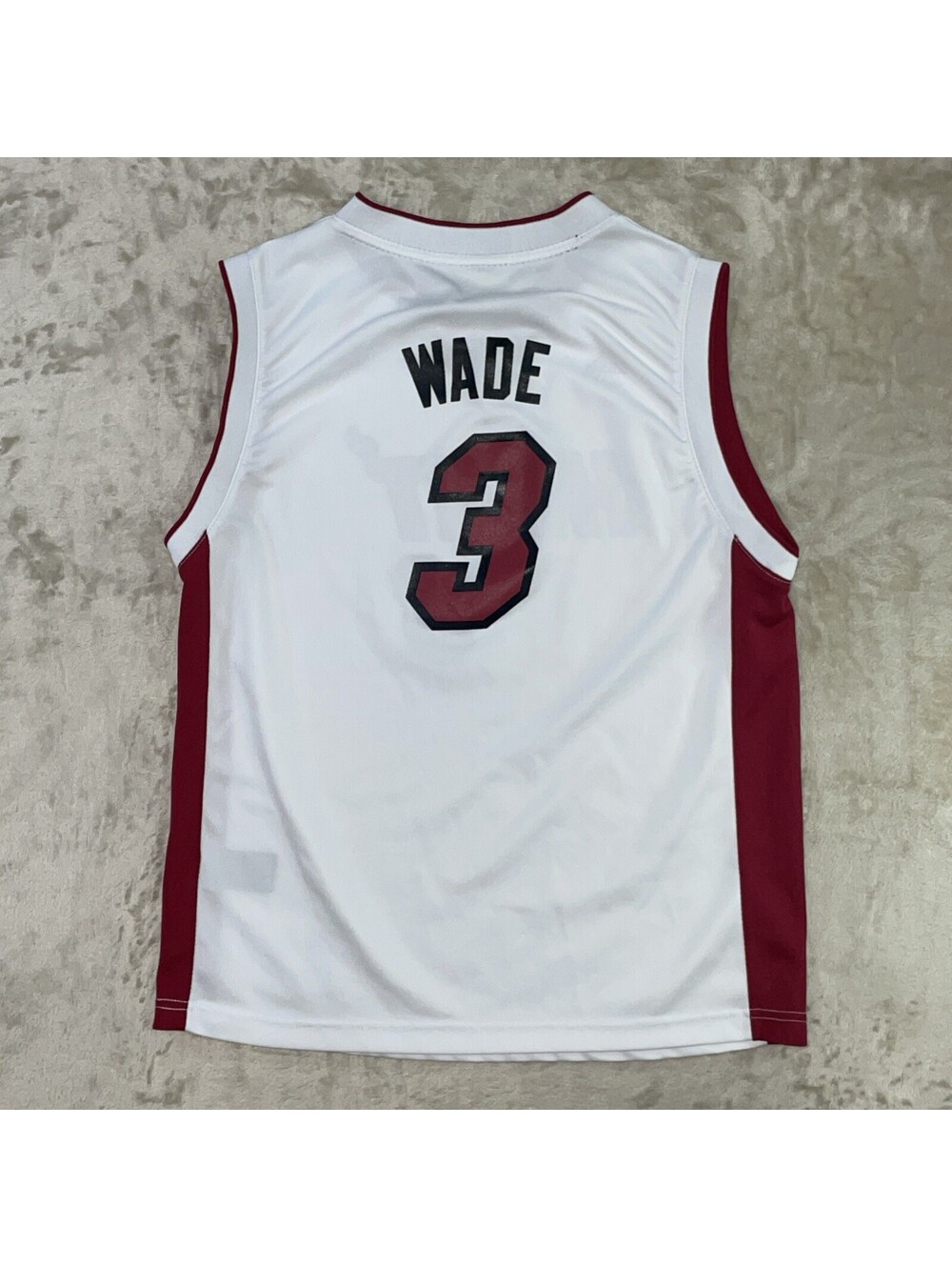 VTG Adidas NBA Miami Heat Dwyane Wade #3 Basketball Jersey White Size L Youth